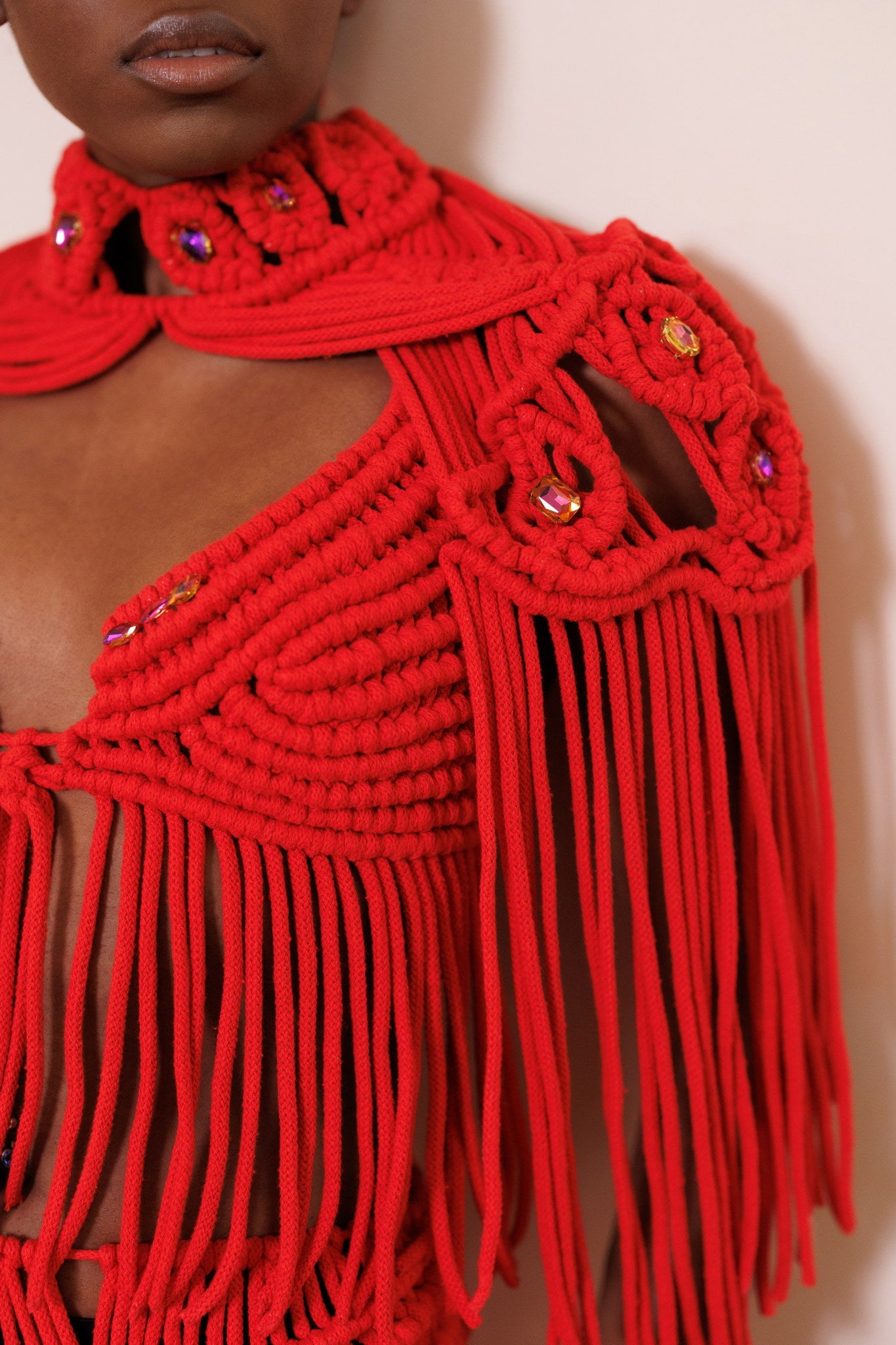 Inchiriere outfit hand made  Dubai