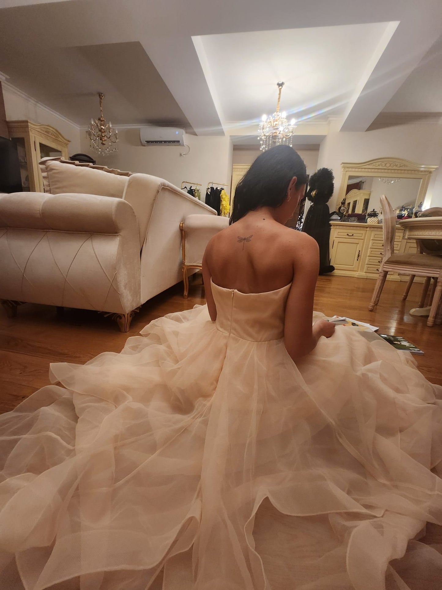 Inchiriere rochie Ana Radu