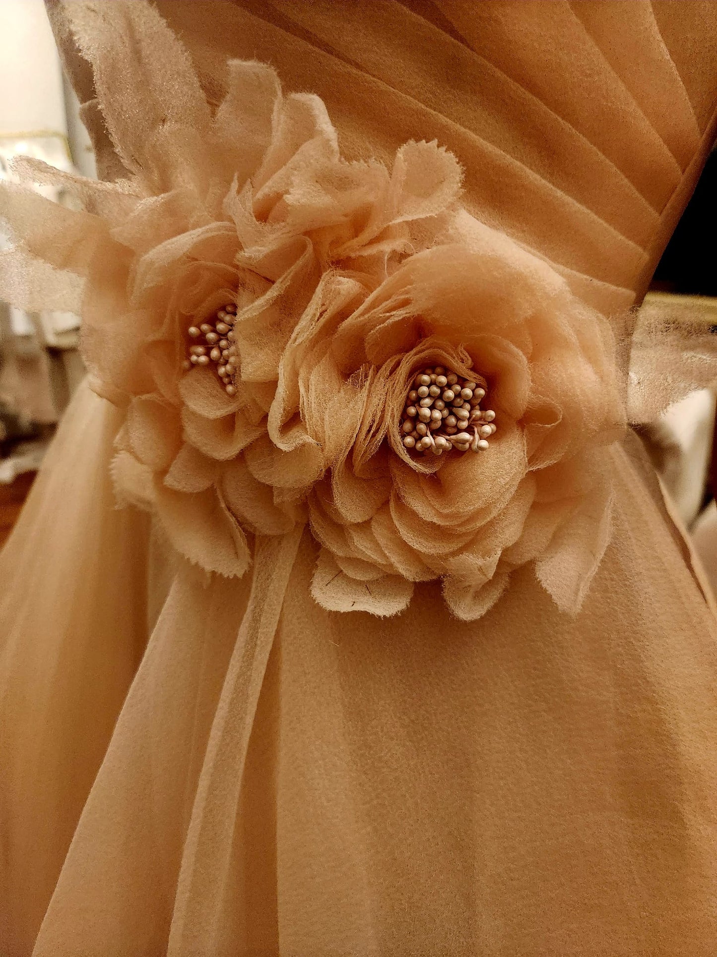 Inchiriere rochie Ana Radu