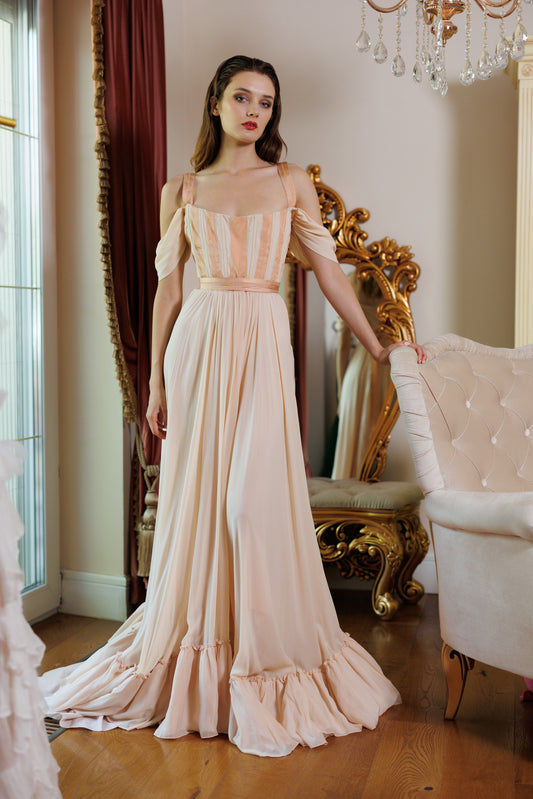 Inchiriere rochie Privilege